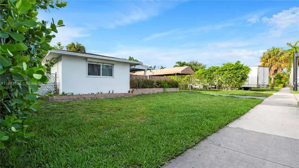 3145 Hollywood Blvd, Hollywood, FL 33021