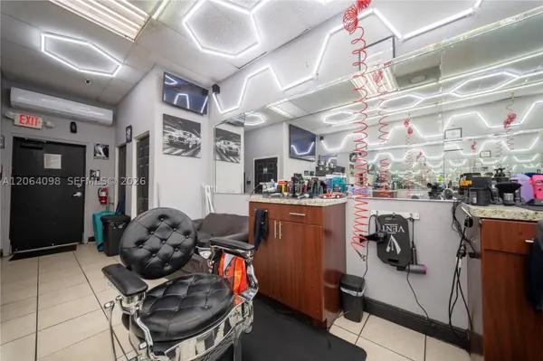 Miami Gardens, FL 33055