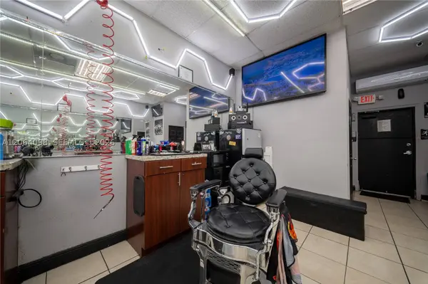 Miami Gardens, FL 33055