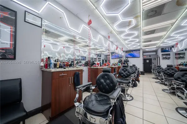 Miami Gardens, FL 33055