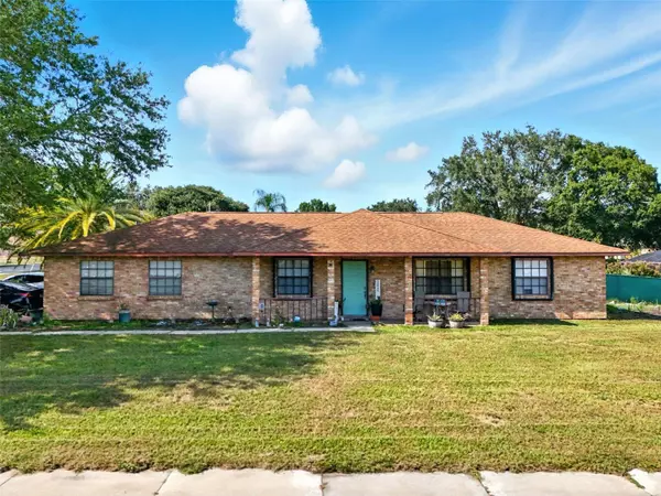 12545 GLEN ABBEY DR, Grand Island, FL 32735