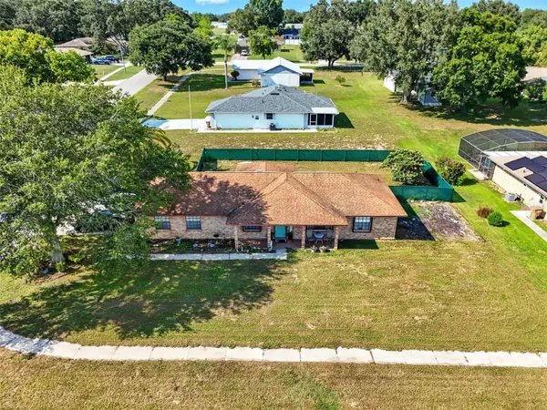 12545 GLEN ABBEY DR, Grand Island, FL 32735