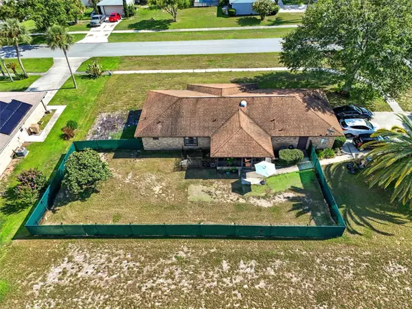 12545 GLEN ABBEY DR, Grand Island, FL 32735