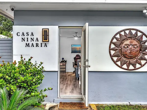 1517 SW 25th St, Fort Lauderdale, FL 33315-2212