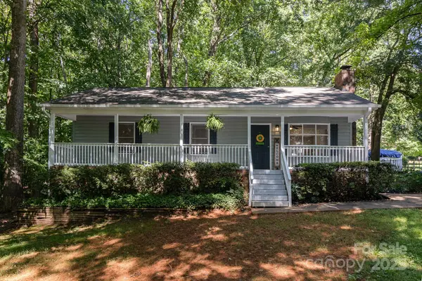 1118 Brookwood DR, Stanley, NC 28164