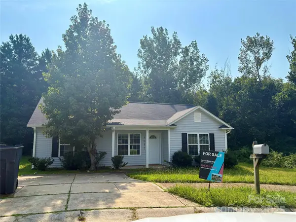 4617 Wind Chime CT, Charlotte, NC 28208