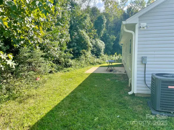 4617 Wind Chime CT, Charlotte, NC 28208