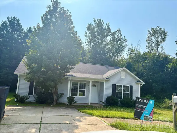 4617 Wind Chime CT, Charlotte, NC 28208