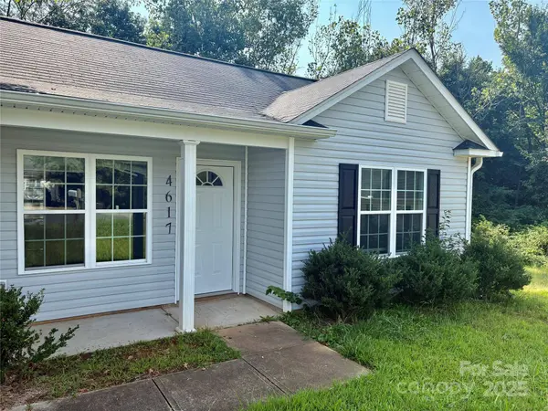 4617 Wind Chime CT, Charlotte, NC 28208