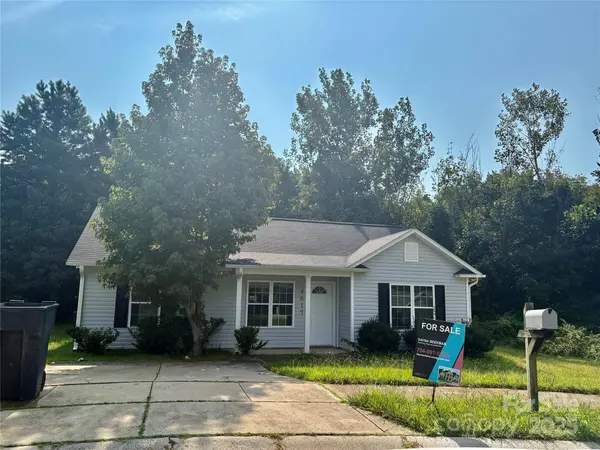 4617 Wind Chime CT, Charlotte, NC 28208
