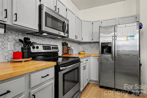 4011 Lakota CT, Charlotte, NC 28269