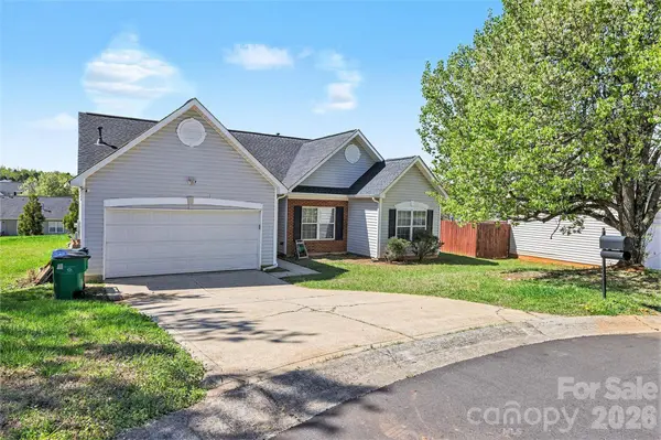 4011 Lakota CT, Charlotte, NC 28269
