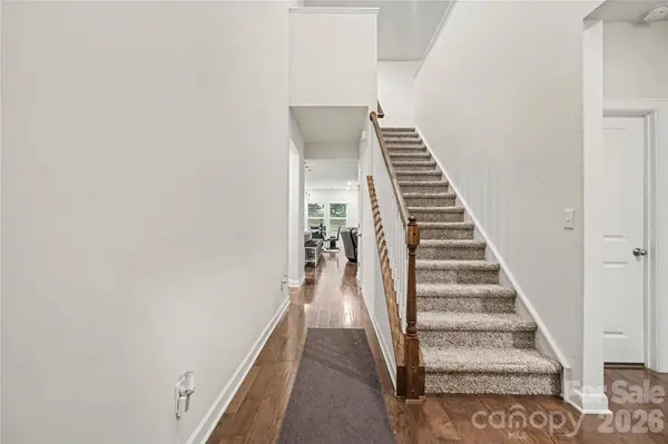 9039 Myrna DR, Gastonia, NC 28056