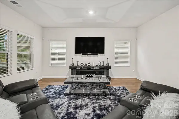 9039 Myrna DR, Gastonia, NC 28056