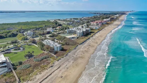 1245 NE Doubloon Dr, Stuart, FL 34996