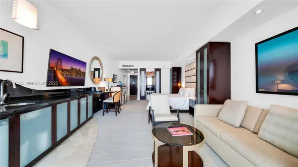 4391 Collins Ave #1903, Miami Beach, FL 33140