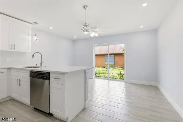 2955 Dunbar AVE #A, Fort Myers, FL 33916