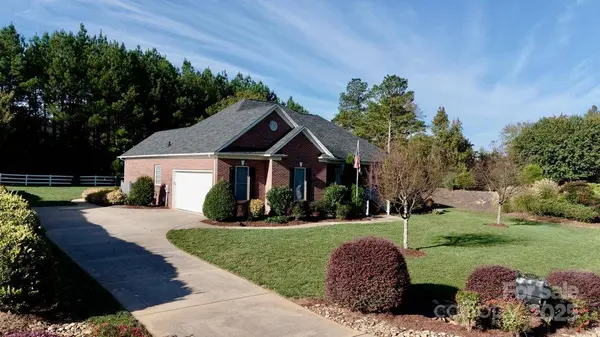 5200 Fieldstone DR, Concord, NC 28025