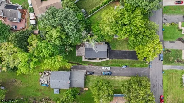 1834 Holly Rd, North Brunswick Twp., NJ 08902