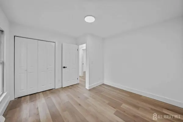 1834 Holly RD, North Brunswick, NJ 08902