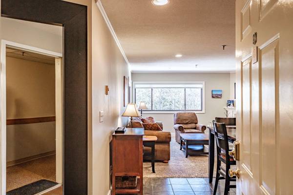 372 Skiway RD #204, Newry, ME 04261