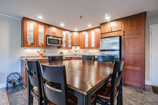 372 Skiway RD #204, Newry, ME 04261