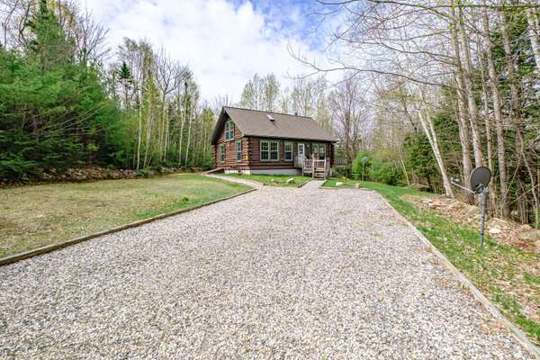 26 Mountain View LN, Woodstock, ME 04219