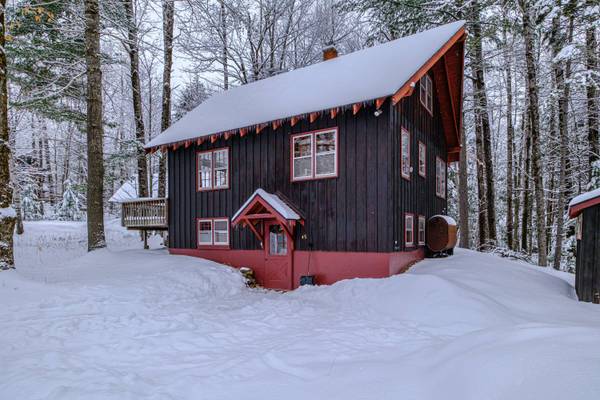 45 Viking Village RD, Newry, ME 04261