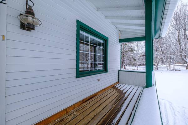 12 Paradise RD, Bethel, ME 04217