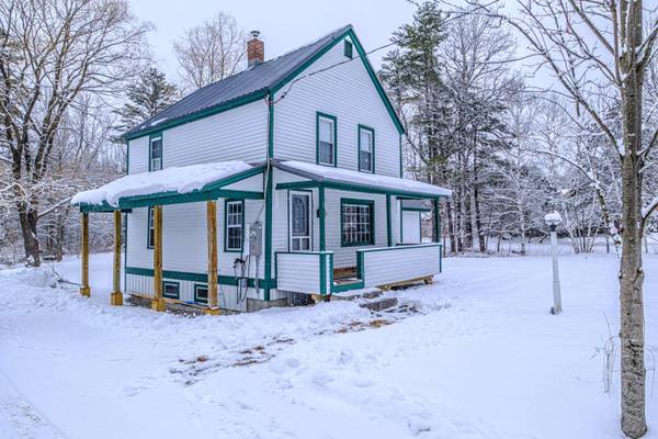 12 Paradise RD, Bethel, ME 04217