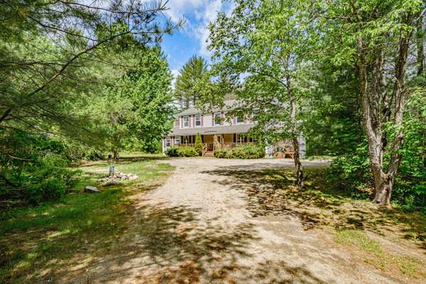 3 Mountain View RD, Newry, ME 04261