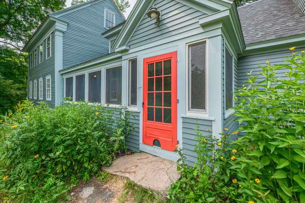 489 North RD, Bethel, ME 04217