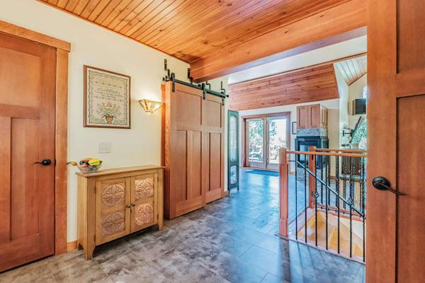 26 Swan Hill RD, Bethel, ME 04217