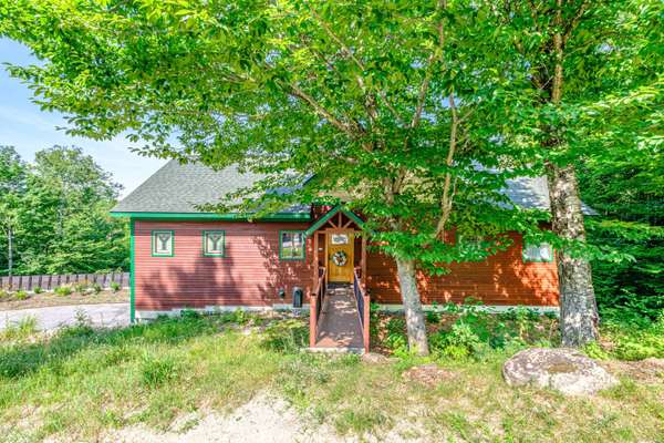 26 Swan Hill RD, Bethel, ME 04217