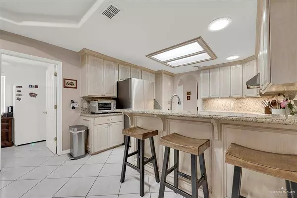 2008 Mesquite ST, Edinburg, TX 78539