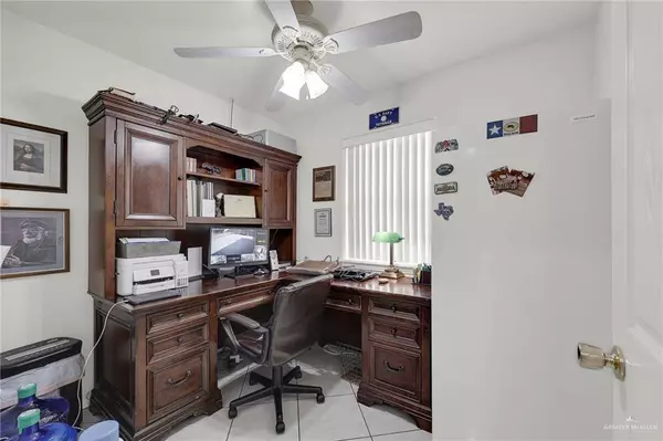 2008 Mesquite ST, Edinburg, TX 78539