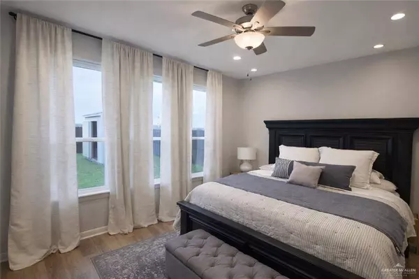 8506 N 33rd LN, Mcallen, TX 78504