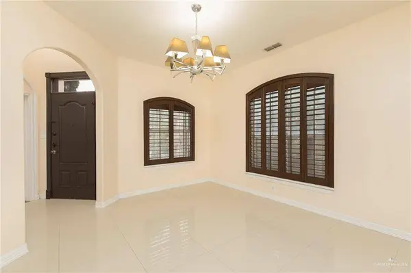 2001 Quail LN, Mission, TX 78572