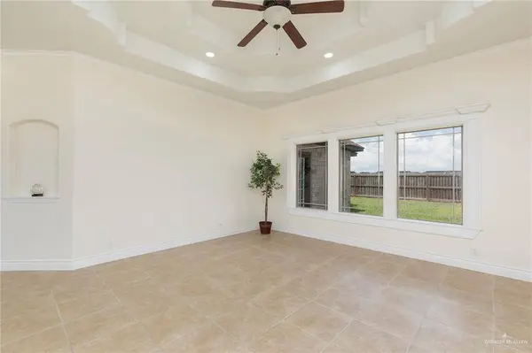 23789 Richmond DR, Harlingen, TX 78552