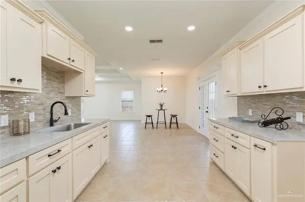 23789 Richmond DR, Harlingen, TX 78552