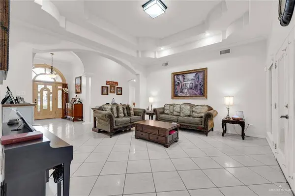 2008 Mesquite ST, Edinburg, TX 78539
