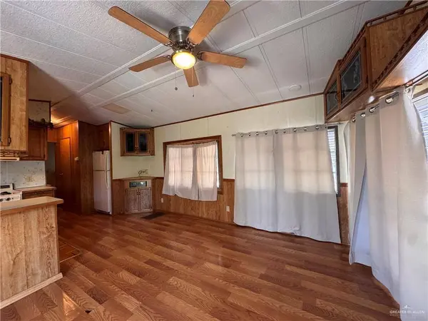 1510 E US Highway Business 83 ST, Mission, TX 78572