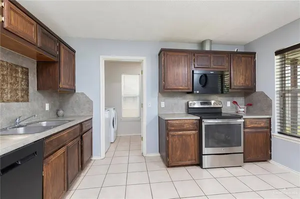 2912 Northwestern AVE, Mcallen, TX 78504