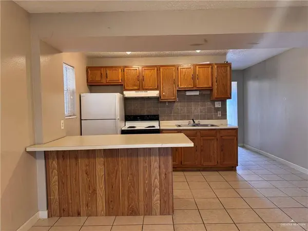 3415 N Kenyon RD #1, Edinburg, TX 78542