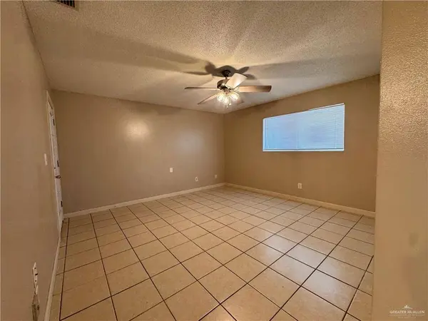 3415 N Kenyon RD #1, Edinburg, TX 78542