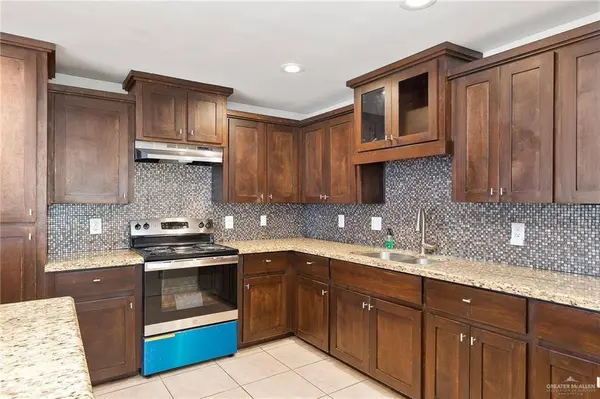 2716 N 27th LN, Mcallen, TX 78501