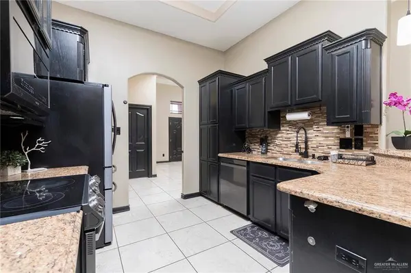 7533 N 26th ST, Mcallen, TX 78504