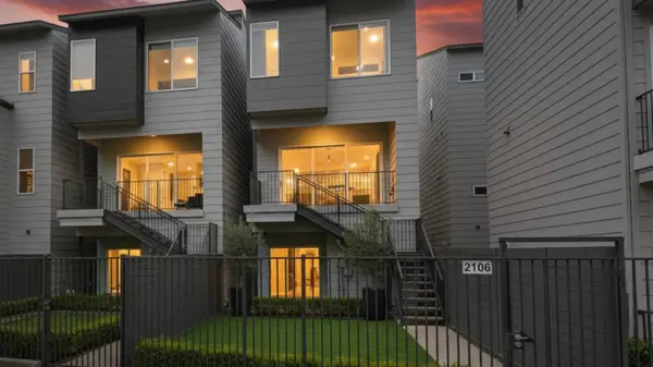 2106 Dennis ST, Houston, TX 77004