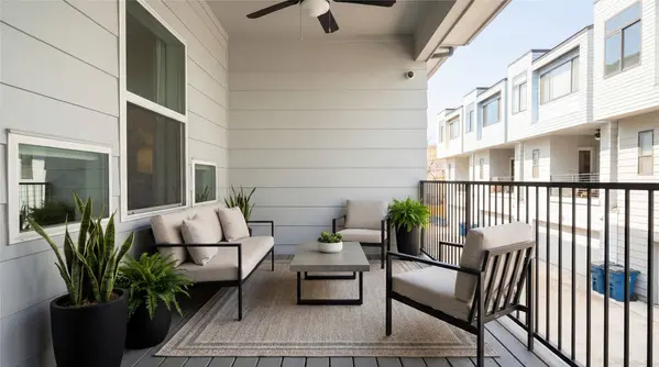 2106 Dennis ST, Houston, TX 77004