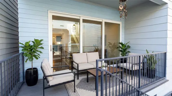 2106 Dennis ST, Houston, TX 77004